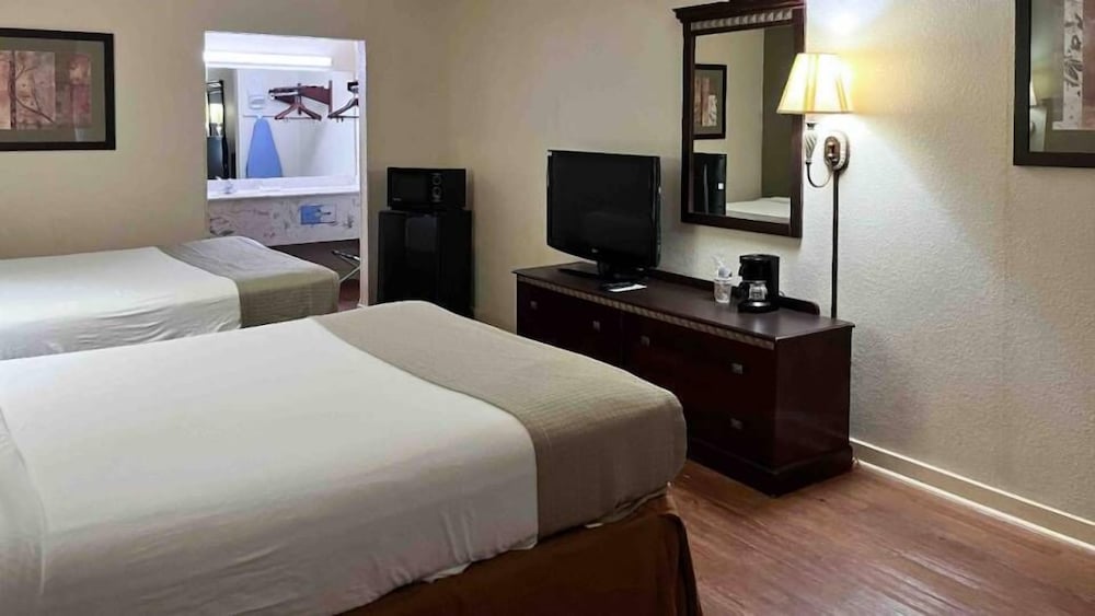 Motel 6 Abbeville, AL - Property Image 13