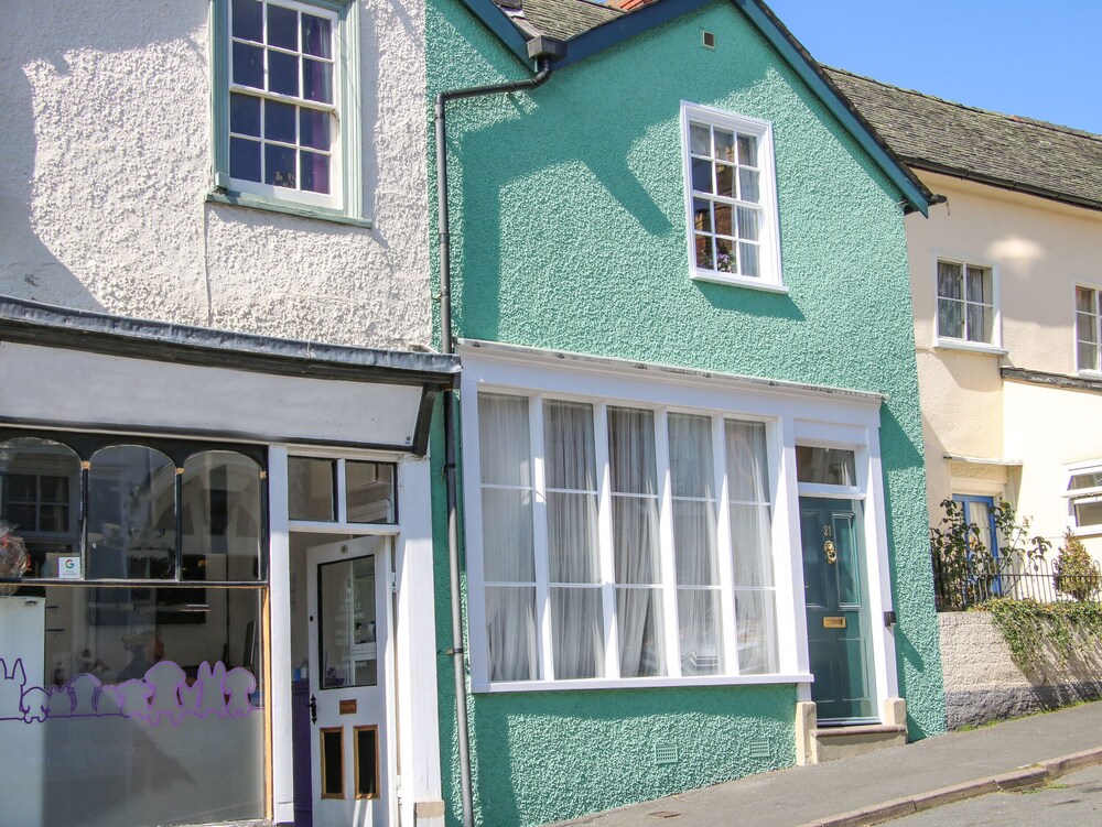 21 High Street