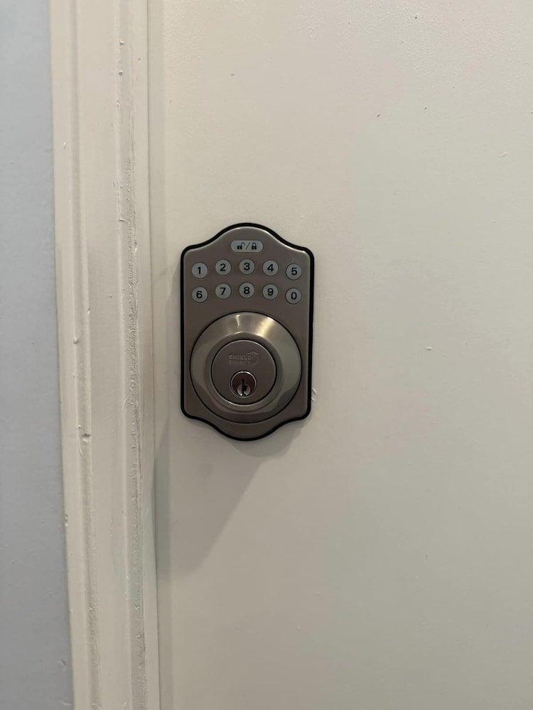 Mansfield Room 3