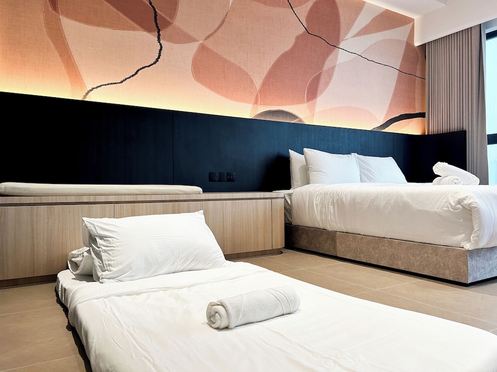 Mossaz by Manhattan Group