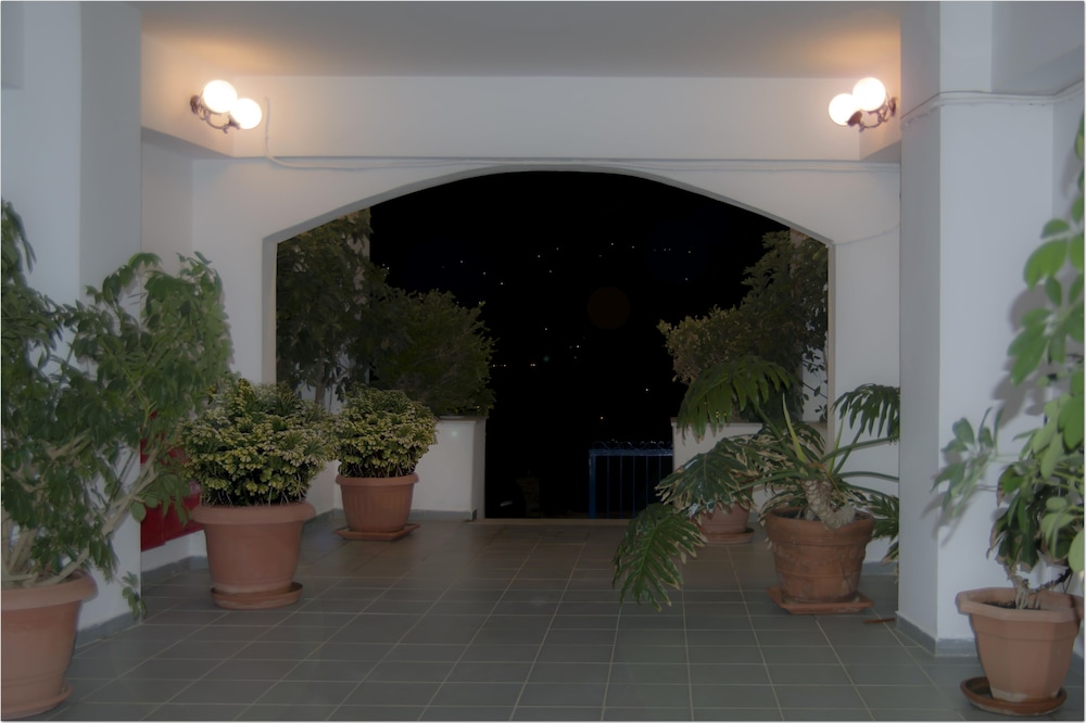 Erato Apartments