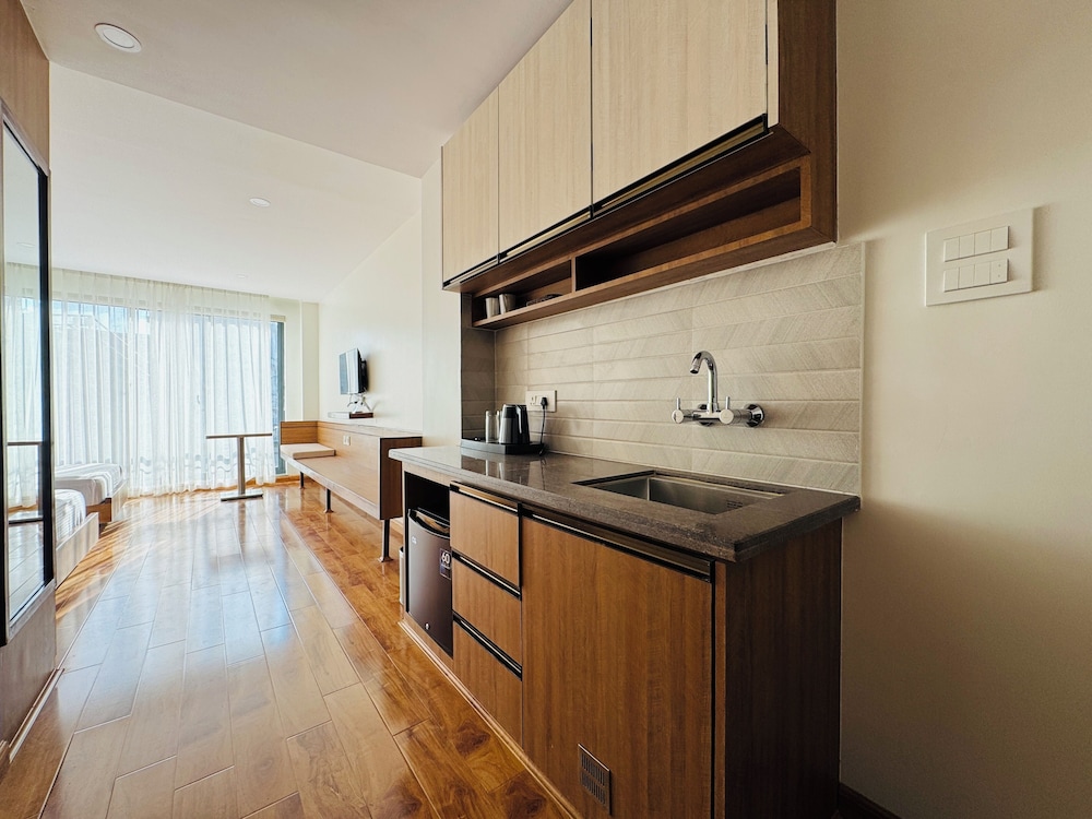 Navaya Residence
