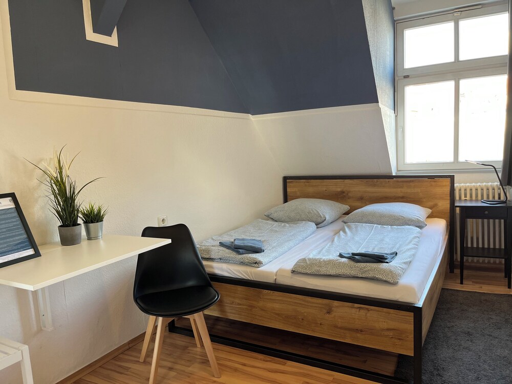 Blue Doors Hostel Altstadt