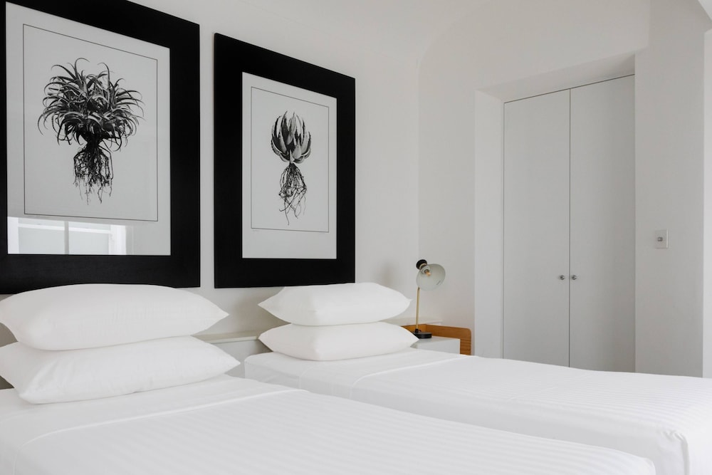 Winchester Street III by Onefinestay
