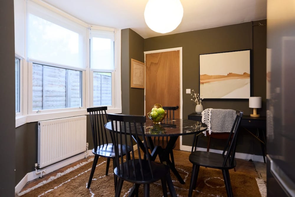 The Nunhead Place - Inviting 2bdr House With Garden
