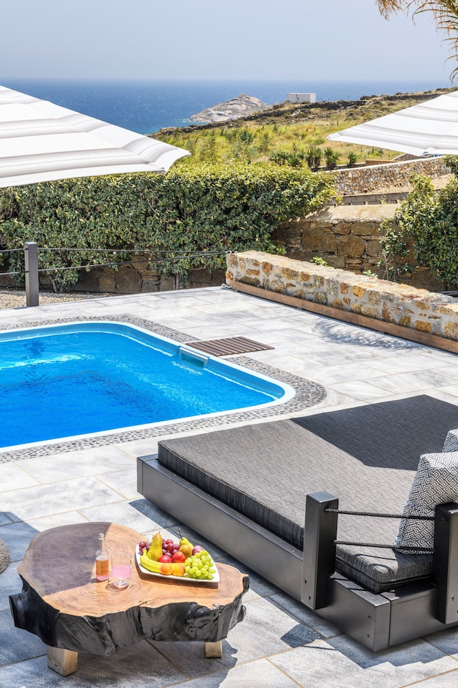 Aurora Mykonos Villas 1