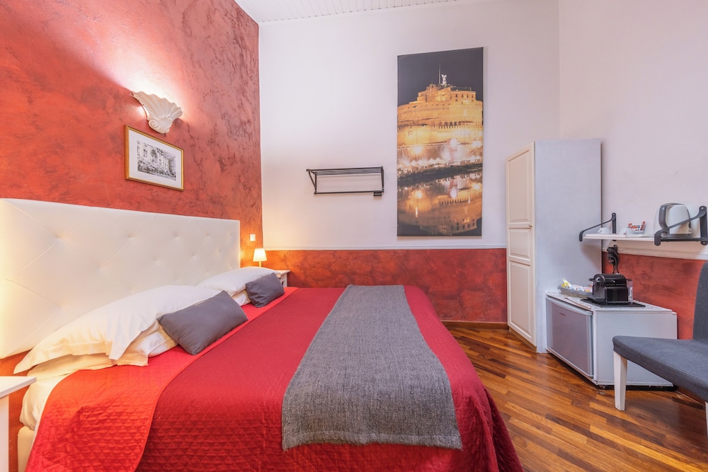 Room-skylight Double Room in History Hou