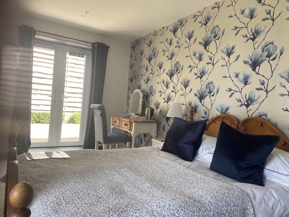 Abbey Green Farm B&b, Camping & Touring Park