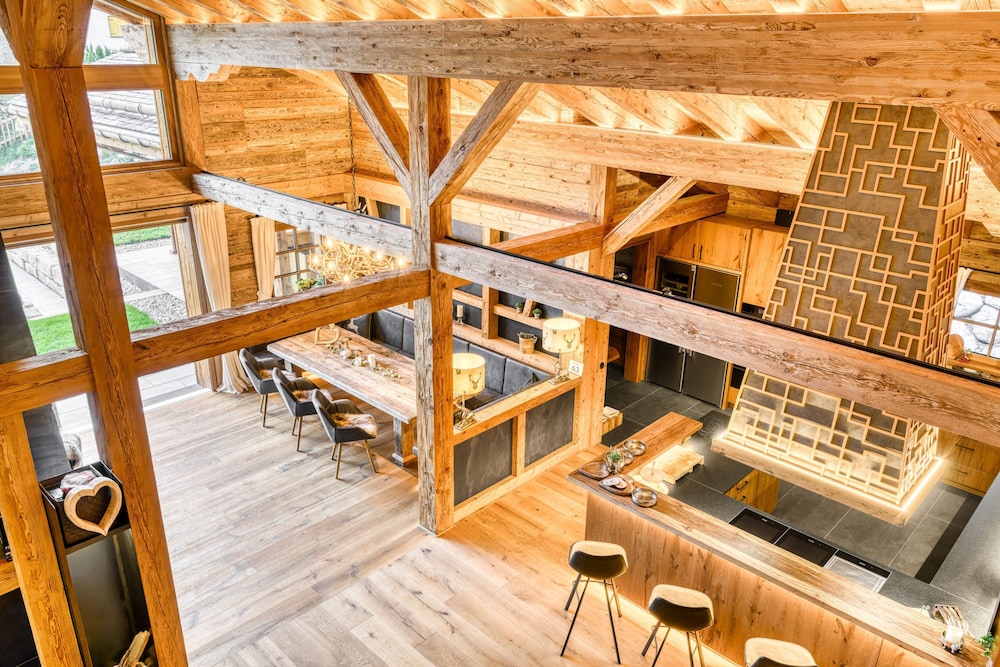 Chalet GM in Brand With 5 Bedrooms and 4 Bathrooms