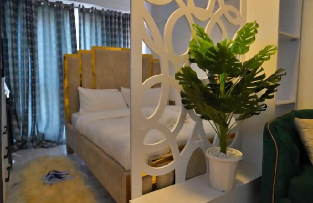 Smart Homes - Elysian Escape view 4