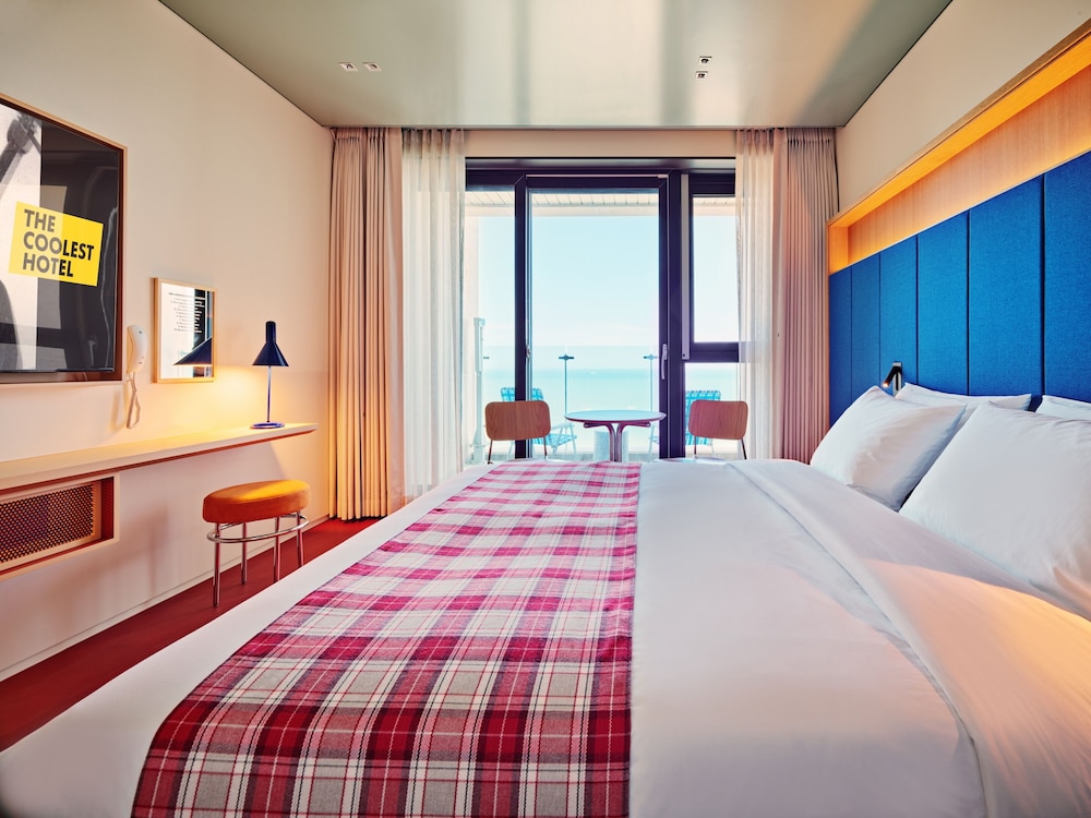 The Coolest Hotel 23