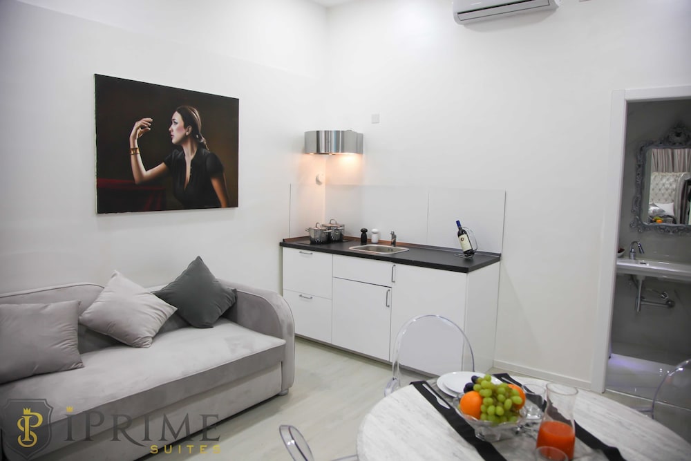 IPrime Suites