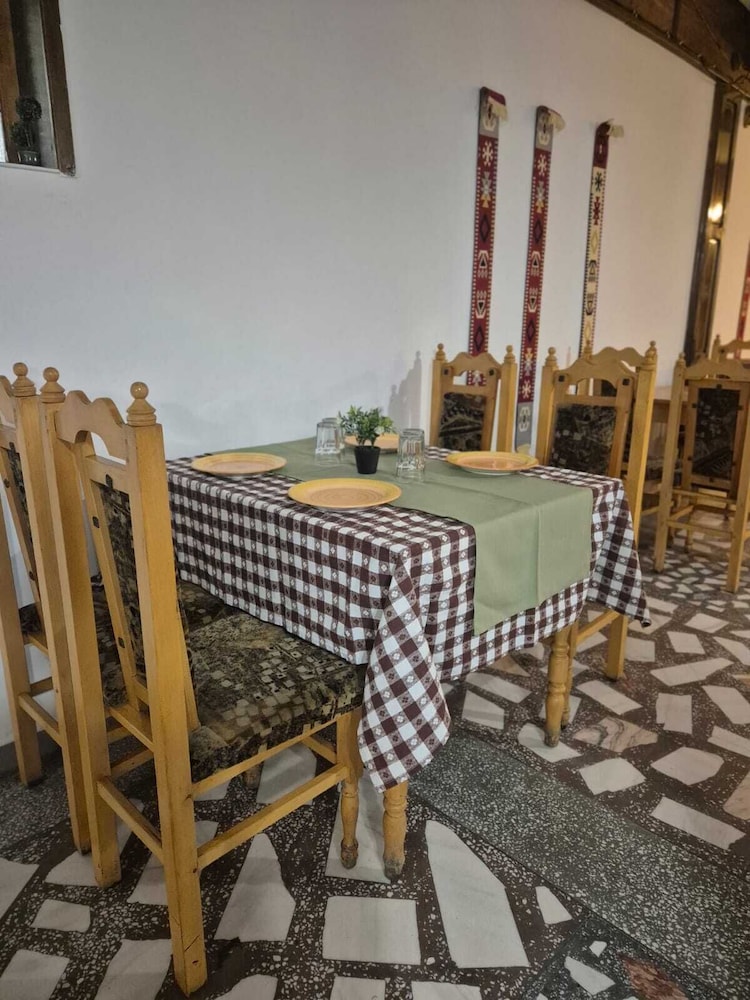 Hotel Claris Valiug