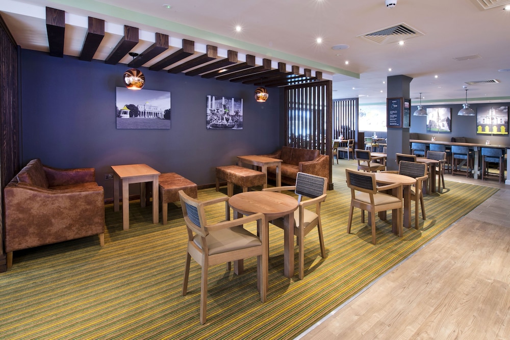 Premier Inn Cheltenham Town Centre, Foto 15