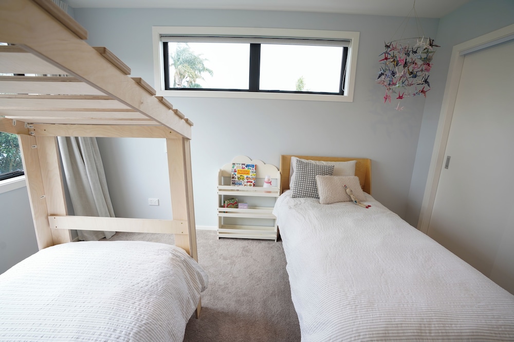 The Mount Retreat by Aotearoa Escapes