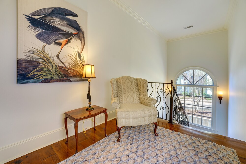 Oxford Vacations - Large, Elegant Home < 2 Miles to Ole Miss! - Property Image 11