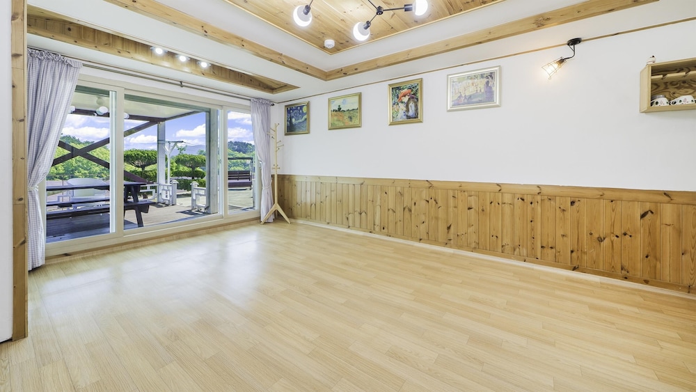 Namhae Hanuri Pension view 5