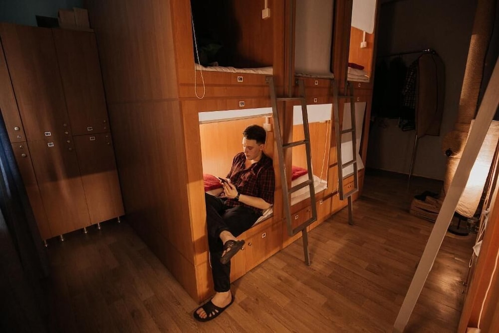Capsule Hostel Yes