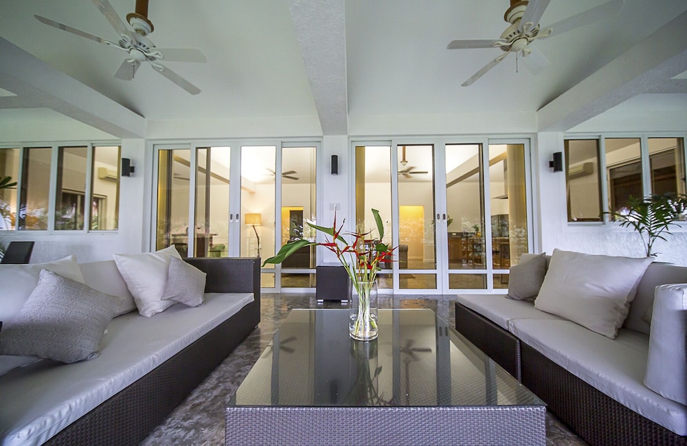 Salaya Beach Houses