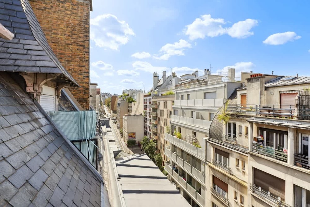 Charming Studio- Balcony in Montmartre- Mobility