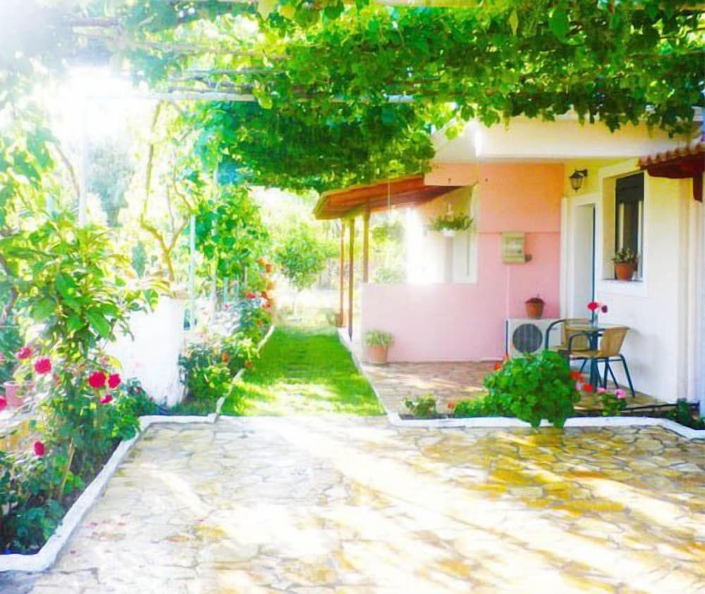 Dionysia Rooms