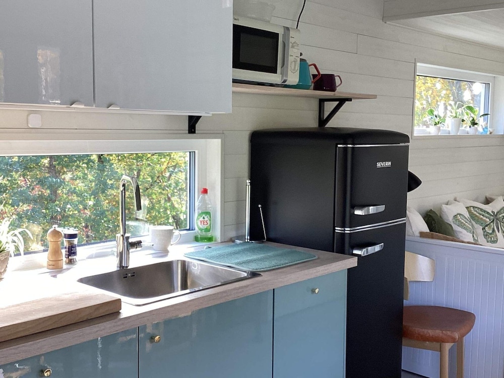 4 Person Holiday Home