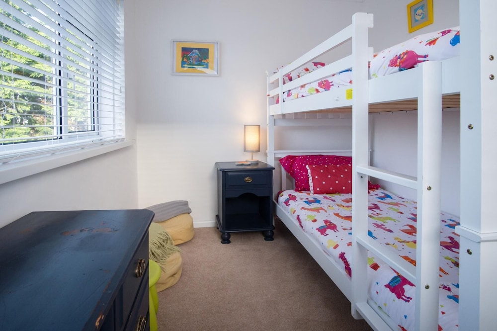 Taliesin - 5 Bedroom Holiday Home - Tenby