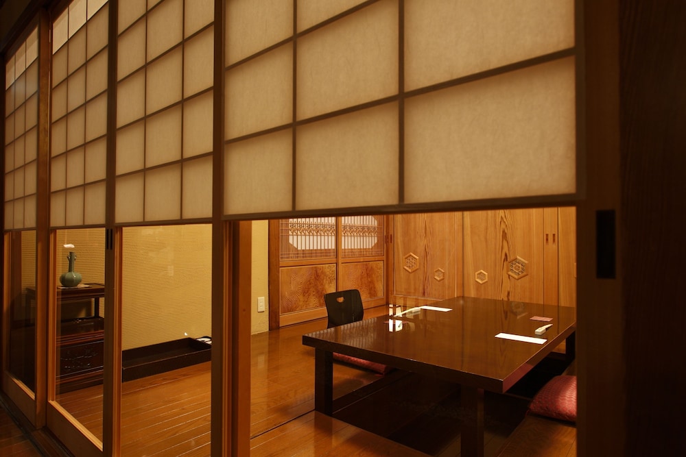 Zen Oyado Nishitei