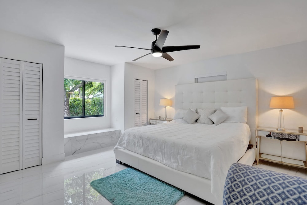 Hibiscus House in Fort Lauderdale