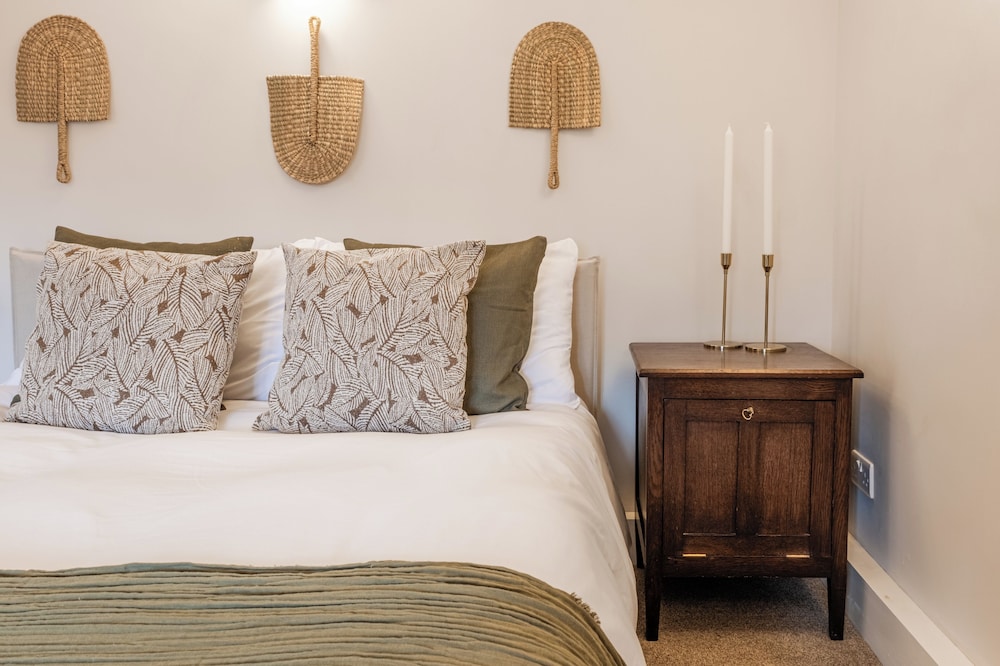 The Gamekeeper's Cottage-Stunning 2 Bed view 2