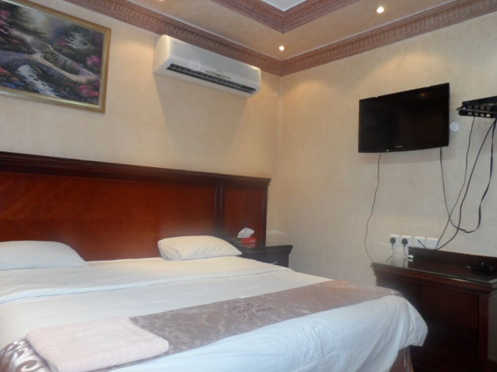Aknan Al Morooj Furnished Units