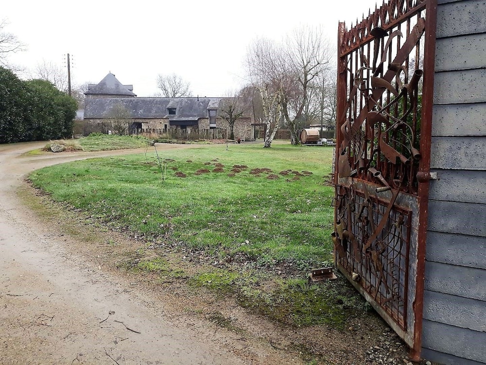 Photo 42