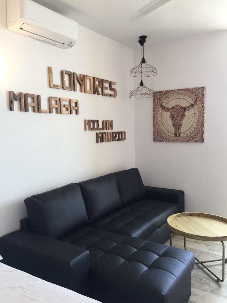 Apartamentos Puerto Marina