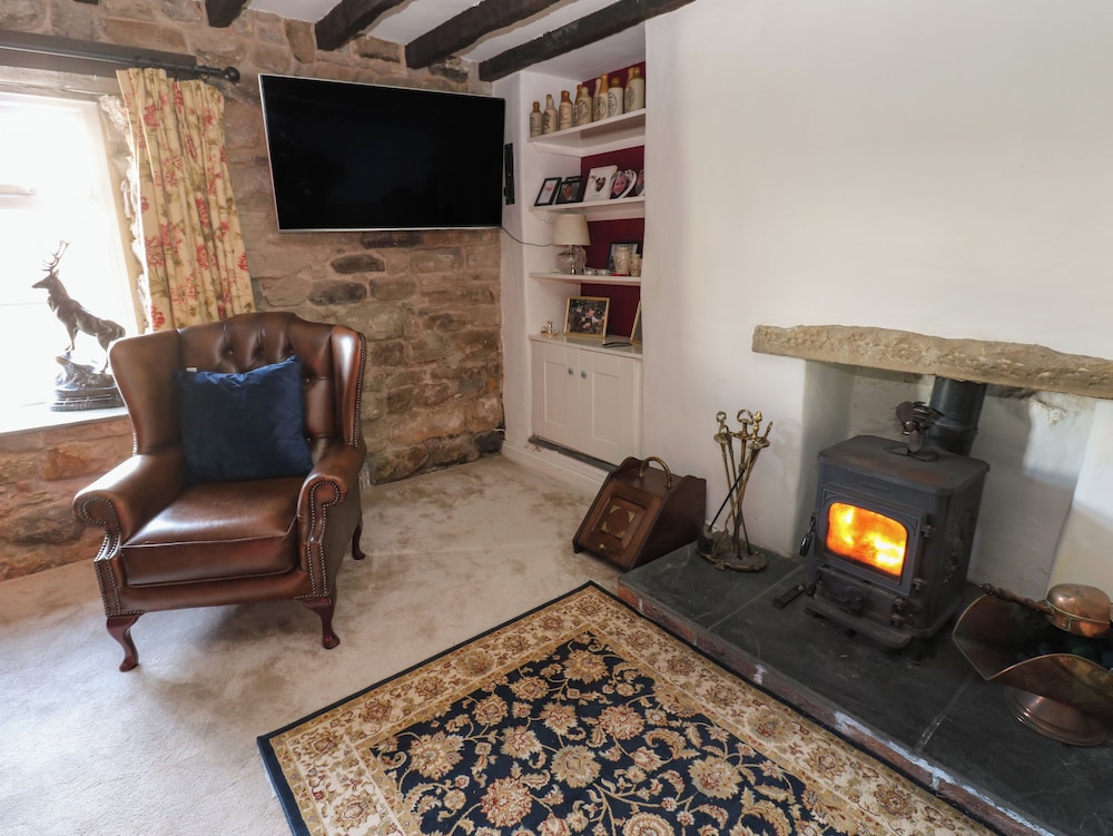 Rose Hip Cottage
