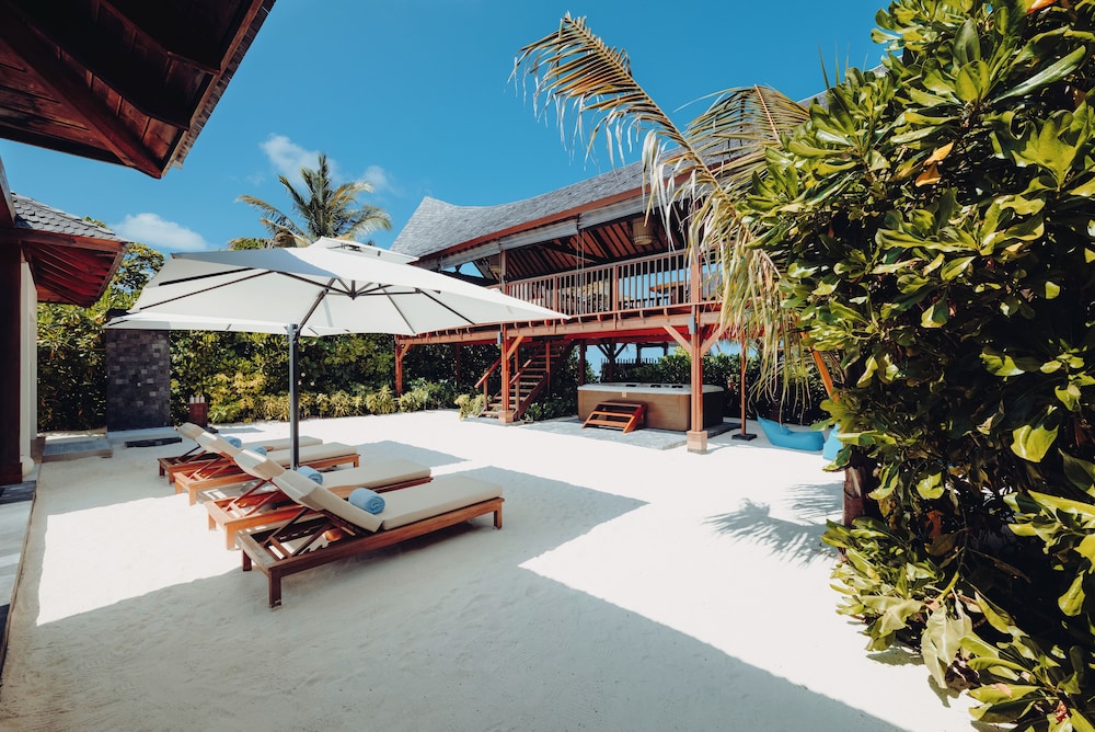 Kuredhivaru Resort & Spa Maldives by Accor