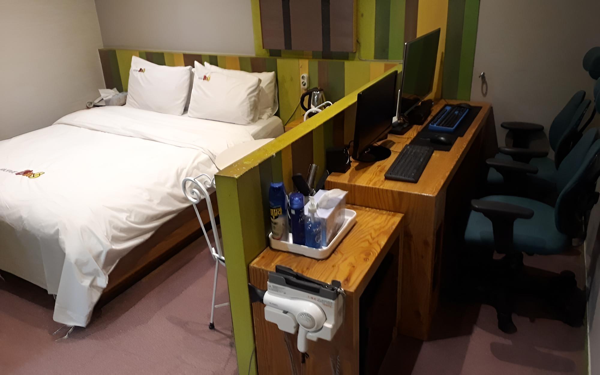 Photo 18