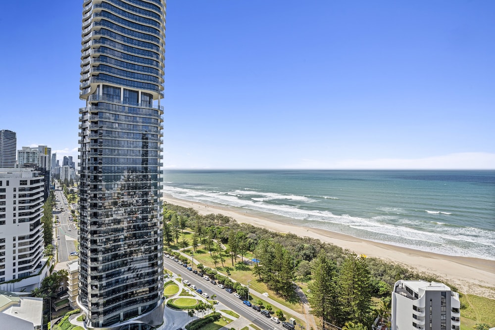 Mermaid Beach Vacations - Dawn - GCLR - Property Image 6
