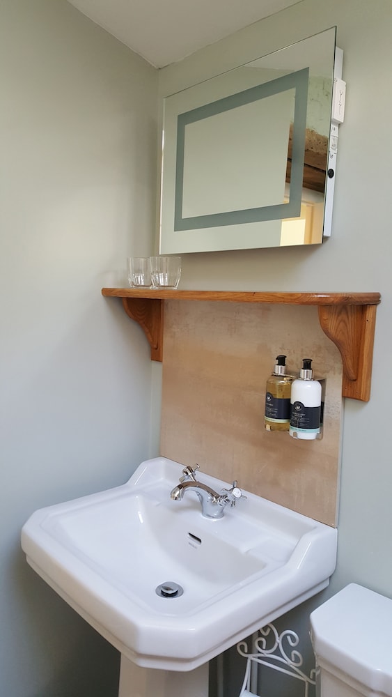 Pontyclerc Farm House B&B