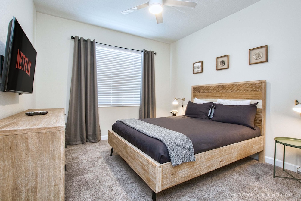 Stunning 5BD Home Private Pool and Spa Game Room, Billede 49