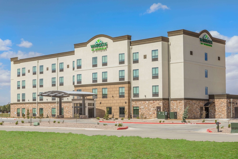 Hotel Wingate by Wyndham Lubbock near Texas Tech Univ. Medical Ctr - Image 1
