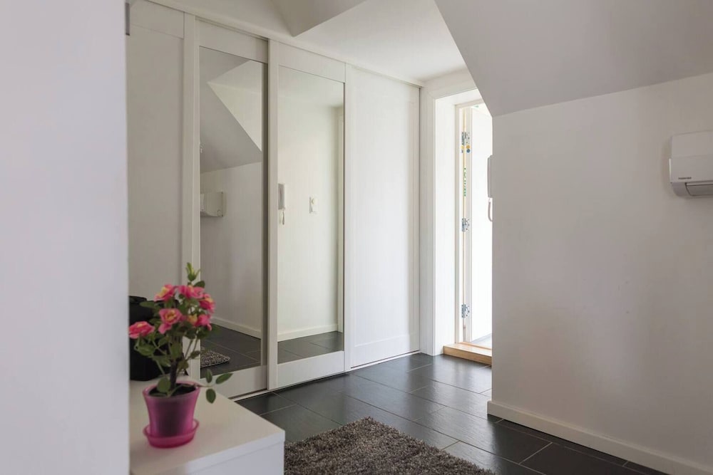 Penthouse by Brosundet, Free Parking Space