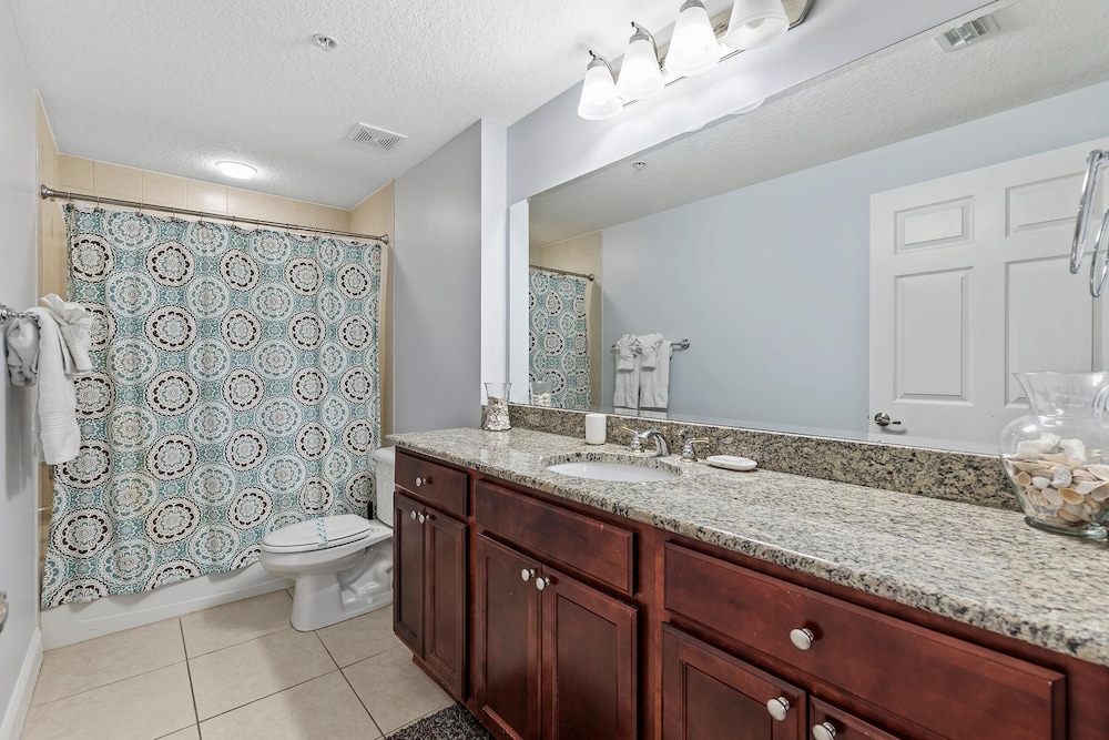 Sanibel 1104