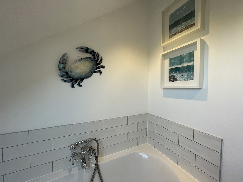 12 Thurlestone Rock