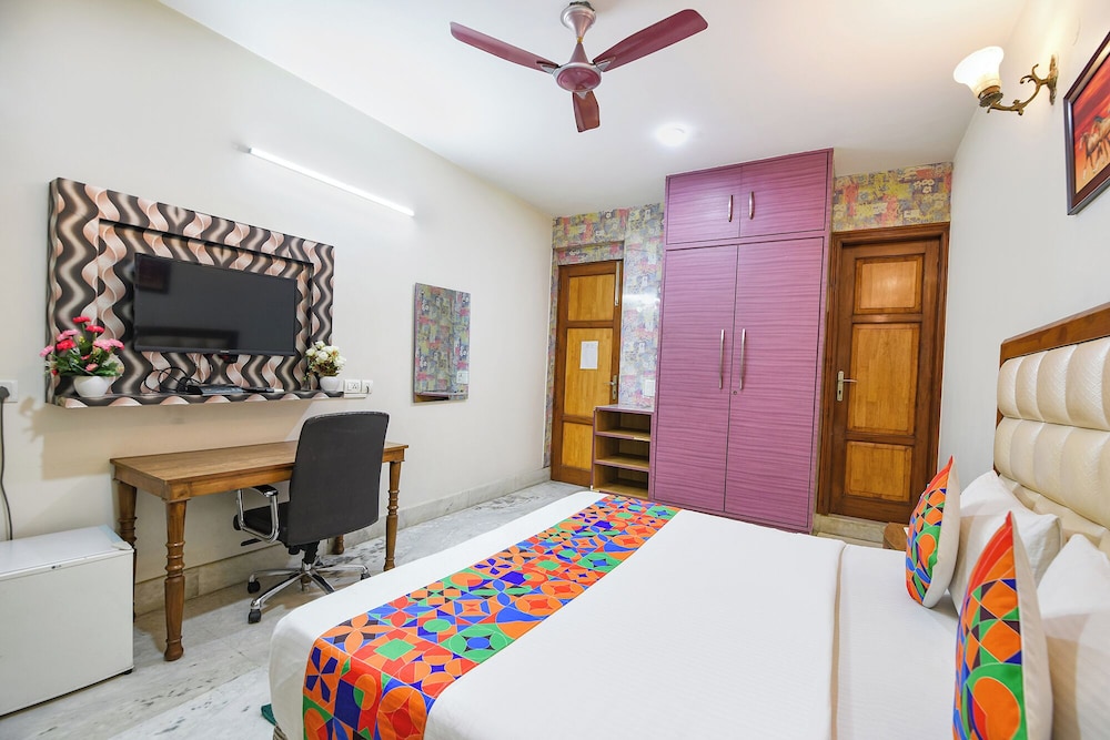 Fabhotel Akashneem