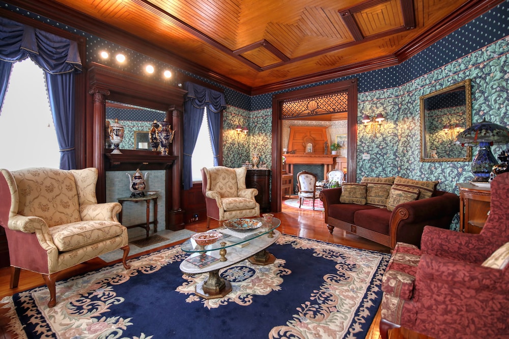 Huddy House Bed & Breakfast