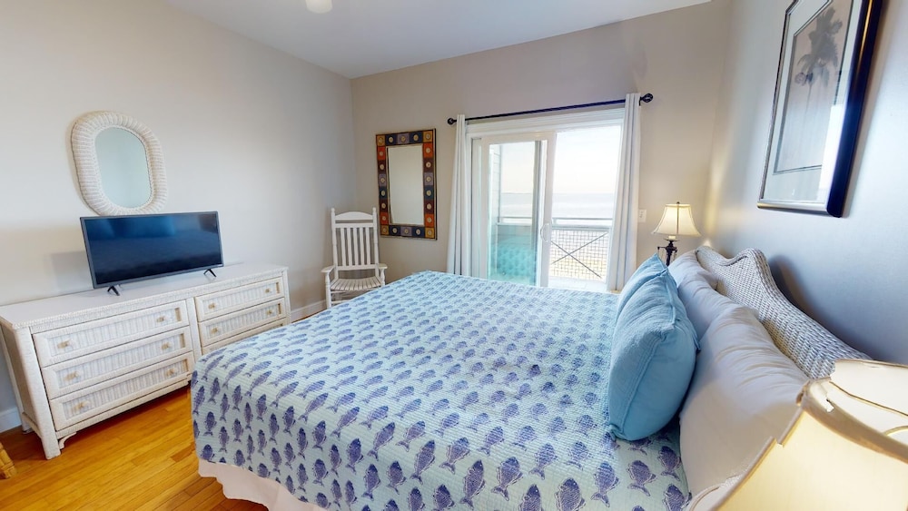 Bay View Villas 3 by Tybee Vacation Rentals
