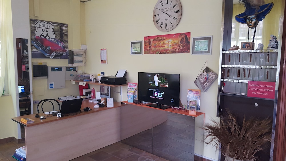 Hotel Villa Lorena photo 2