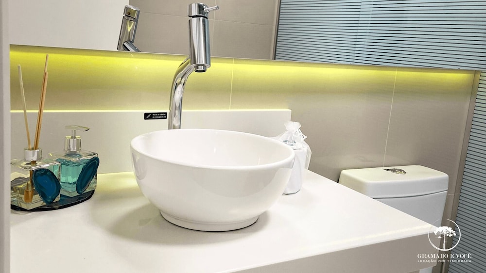 APARTAMENTO NOVO CENTRO DE GRAMADO