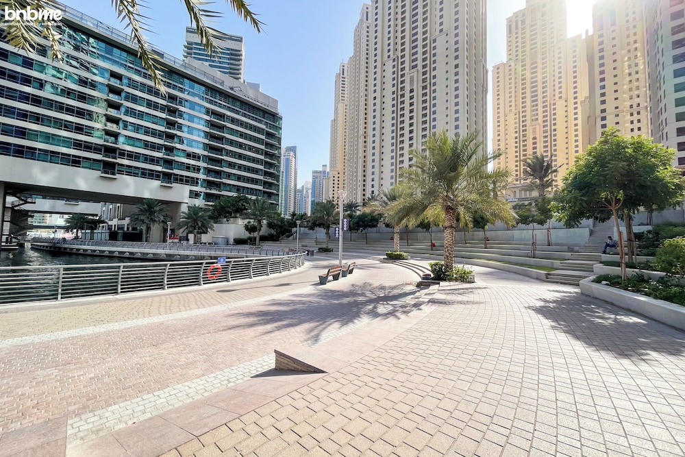 bnbme Unparalleled Luxury Marina Walk 3306