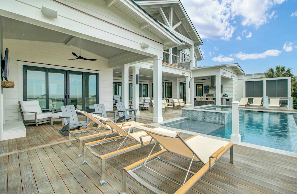 3108 Palm by Avantstay Oceanfront, Private Pool, Incredible Views